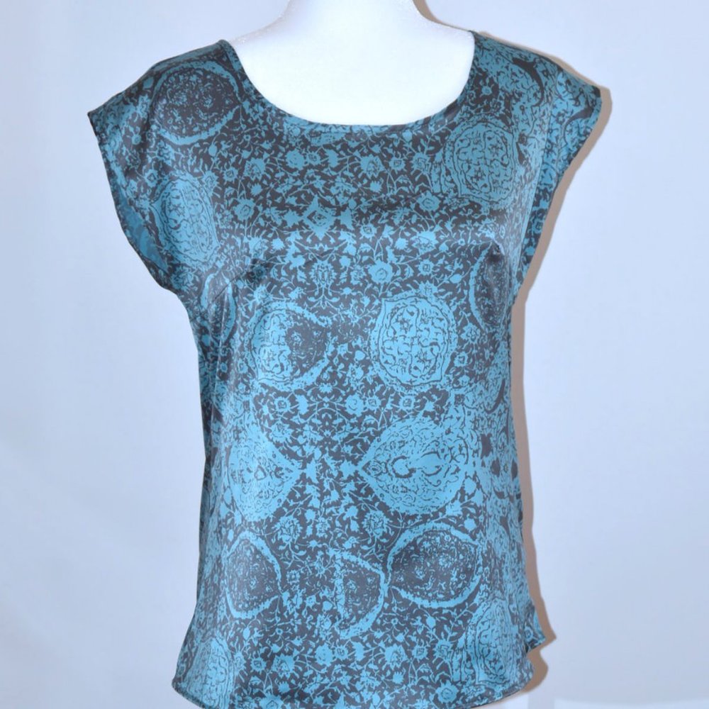 8/$20 The Limited Top